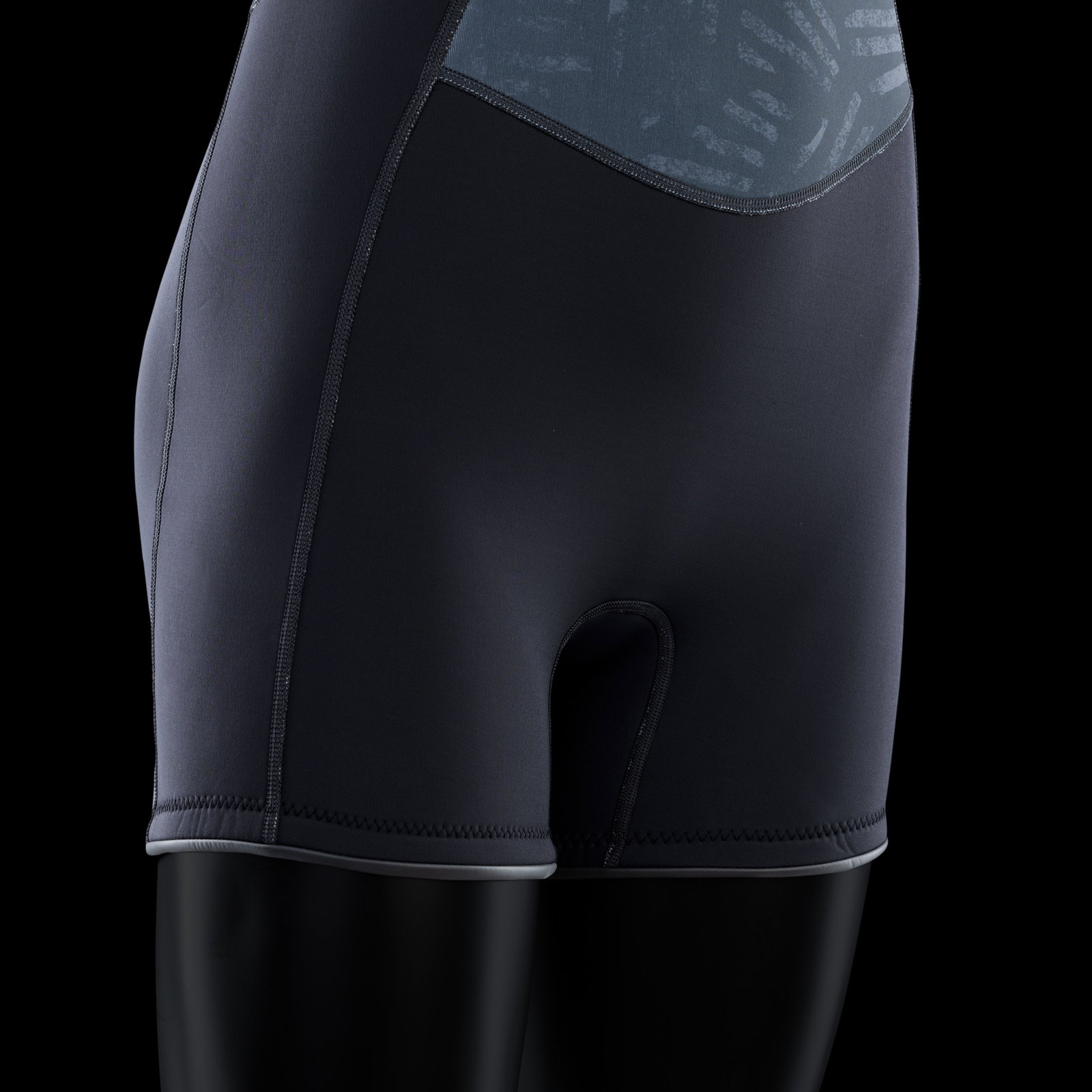 Amaze Shorty 2.0 Long Sleeve Back Zip Wetsuit Women | ION Water