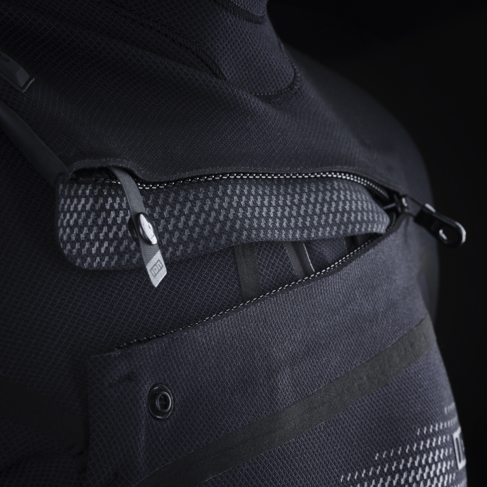 ION Wetsuit Men Seek Select 5.5/4.5 Hood Front Zip