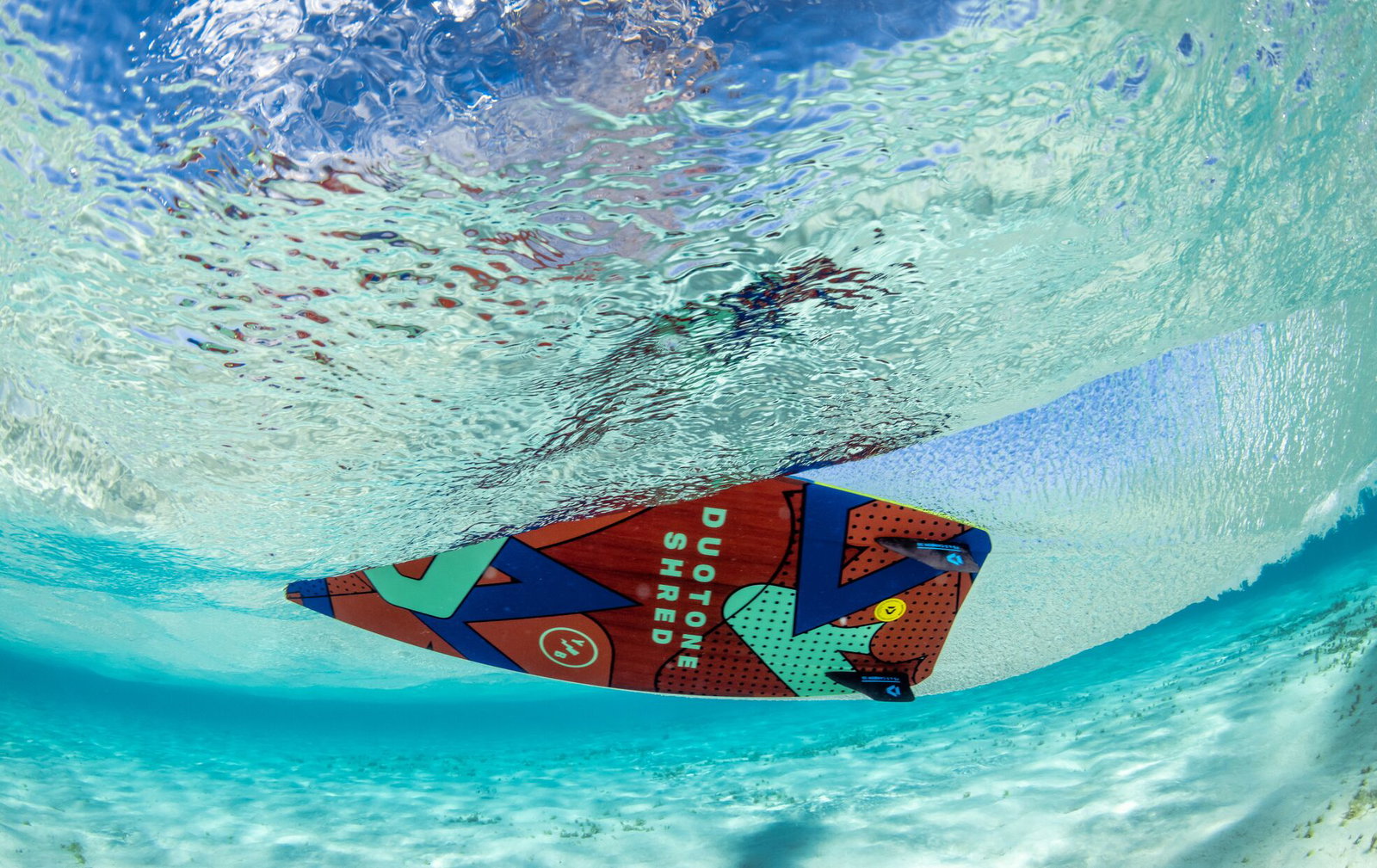 DUOTONE Shred ᐅ Lightest Board for Young Bloods!