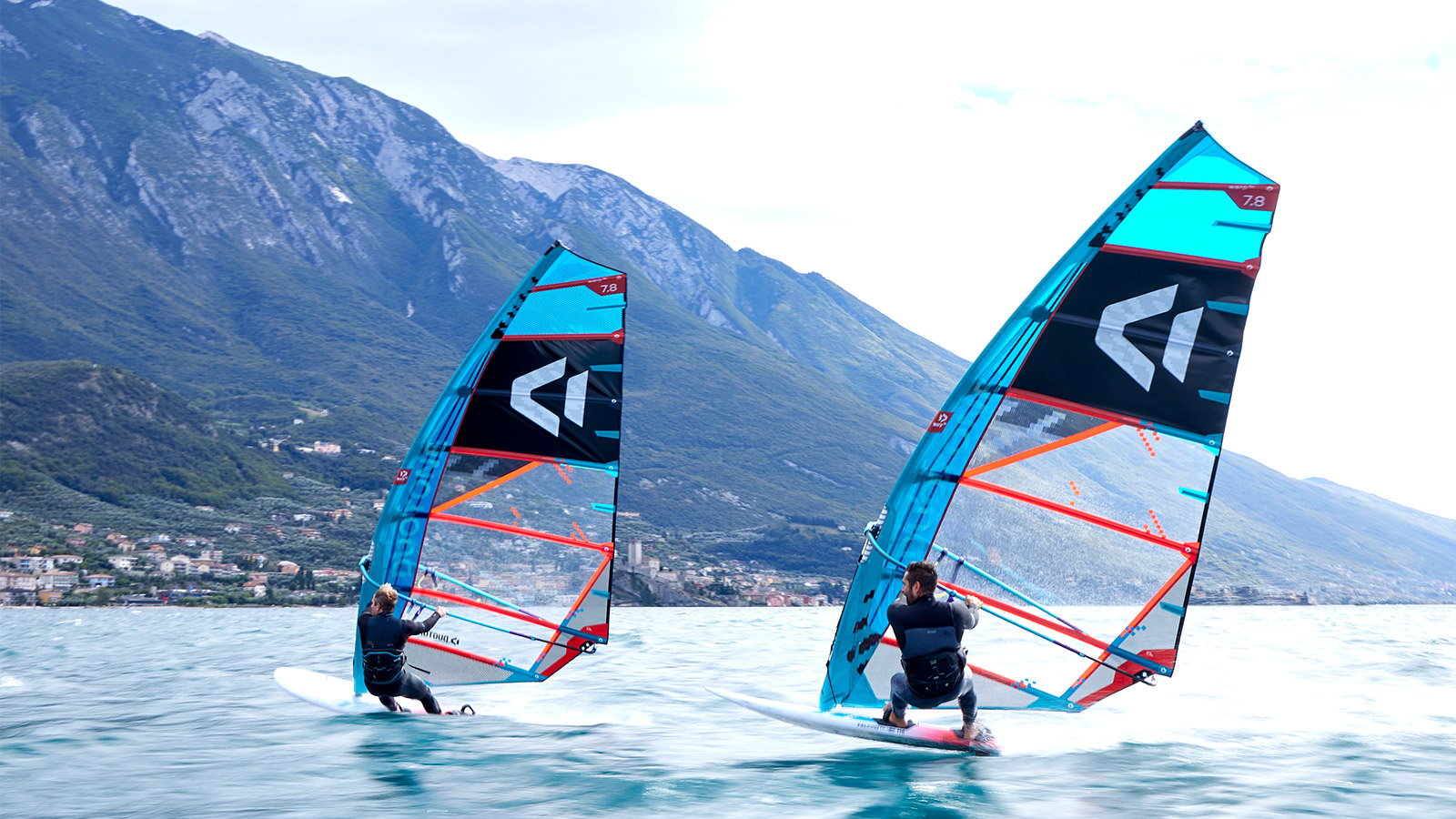 F2 Wing Sail Glide Surf Black Gr: 5,0 m² ~ SURF FOIL VOILE ANTELLE ~ ESSTWING