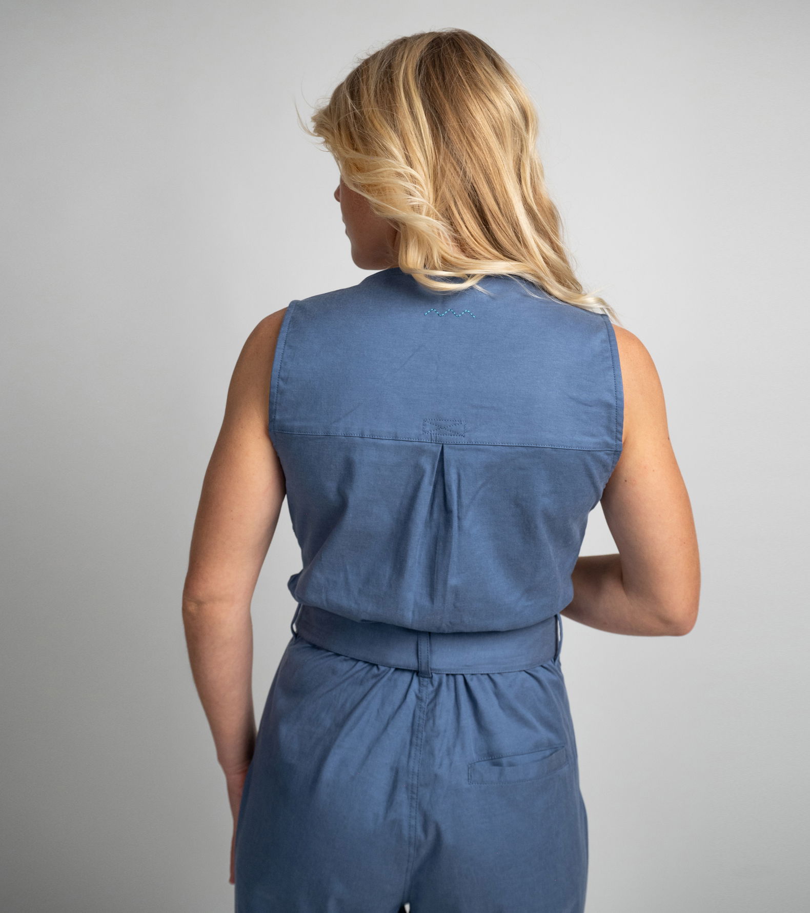 Duotone True Woman Jumpsuit: Chic Summer Apparel for