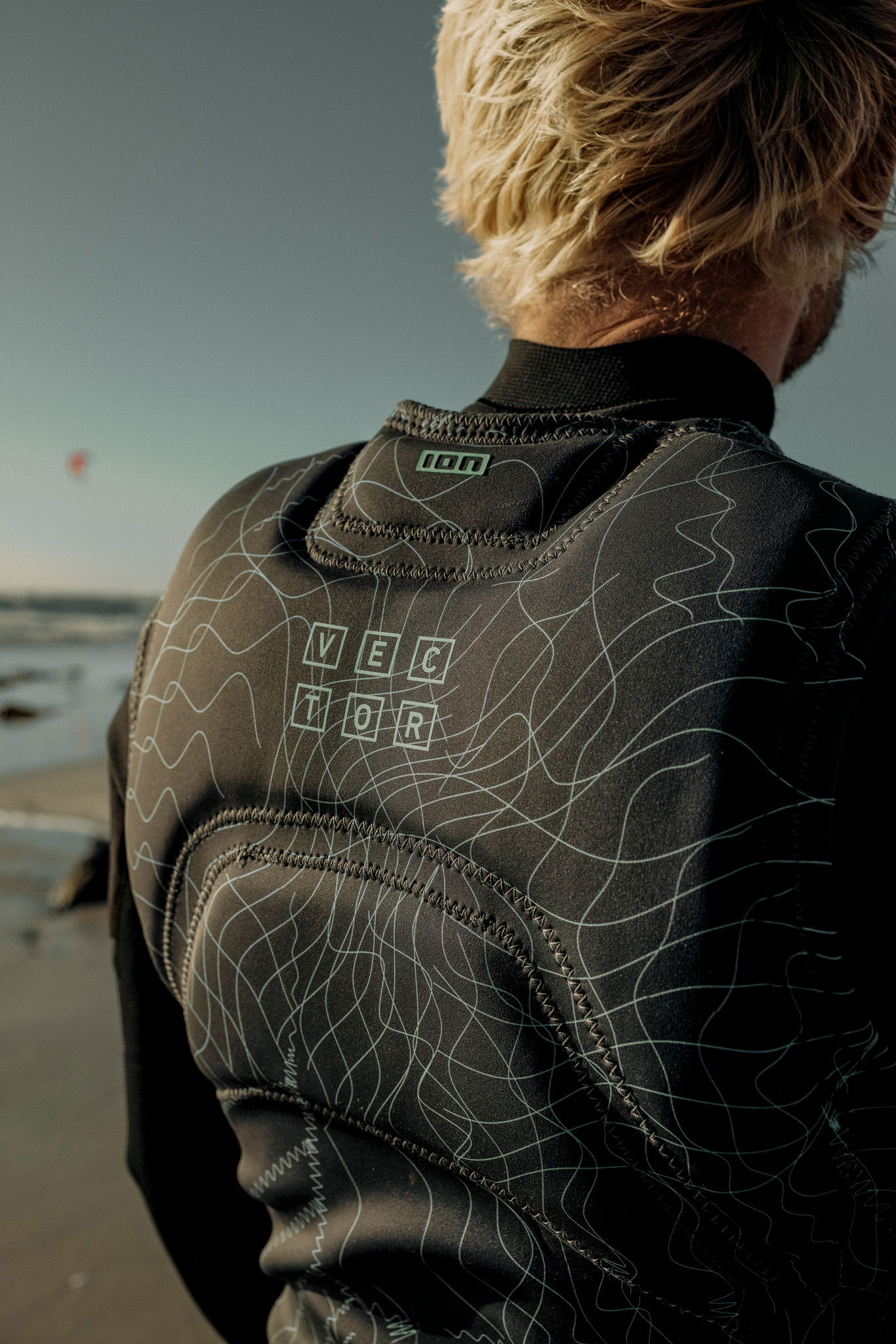 トップス WAVE BONDING FLARE VEST Collision Vest Select Front Zip | ION Water