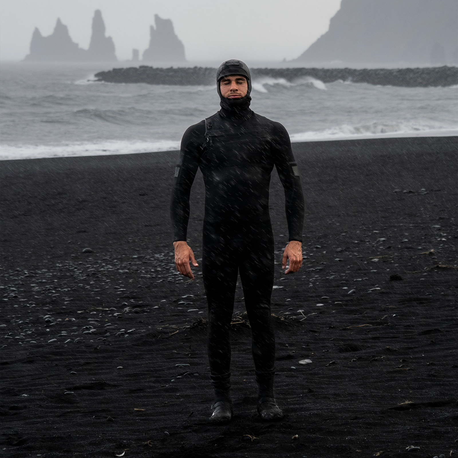 Winter Wetsuits | ION Cold water wetsuits for surf, kite & wing