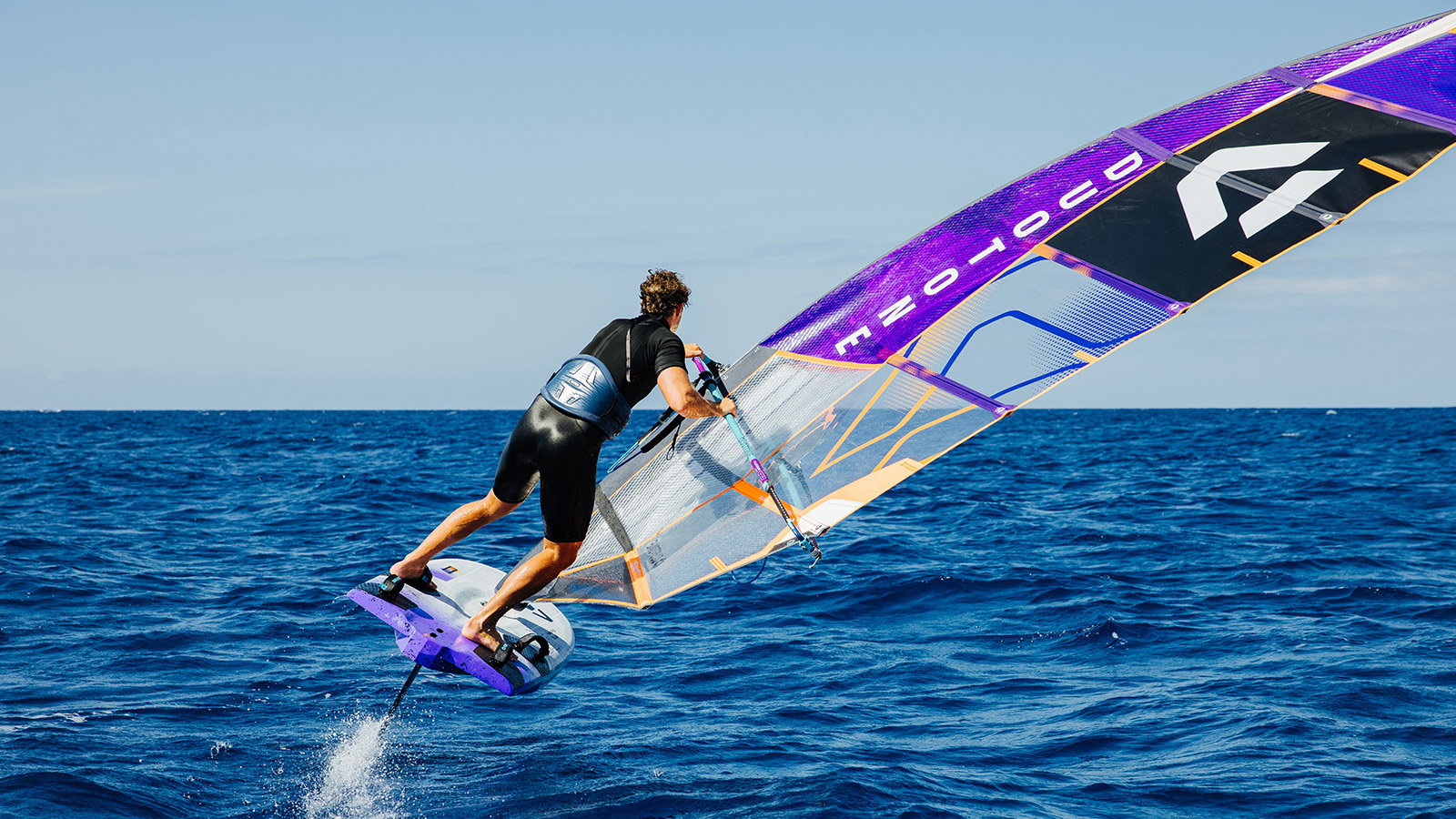 WARP_FOIL 20.26 ᐅ foil racing sail | DUOTONE Windsurfing
