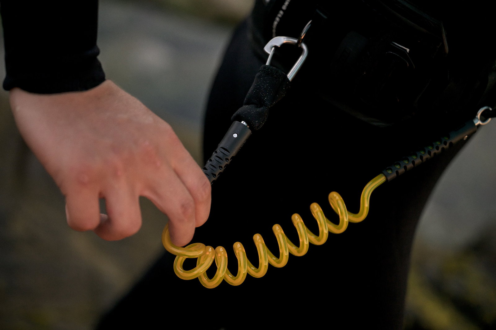 Wing Board Leash Core Hybrid Carabiner | ION Accessories