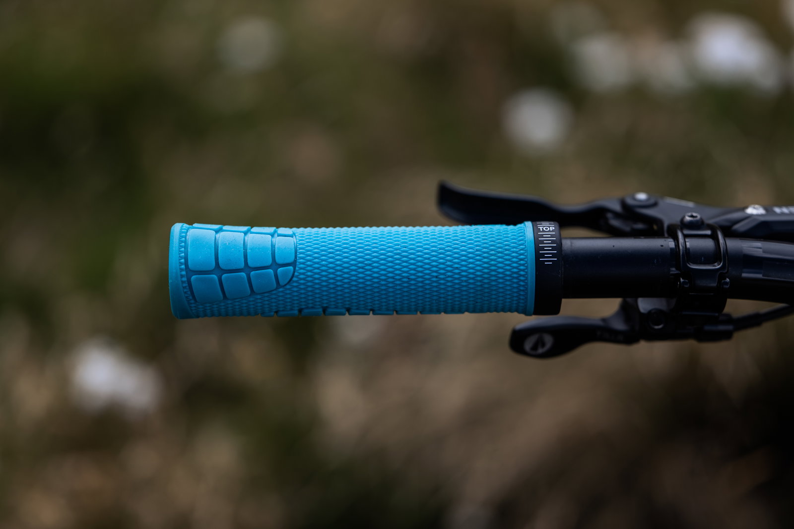 MTB Downhill grips 7OX 2.0 Pro | Adhérente & anti-chocs | SQlab