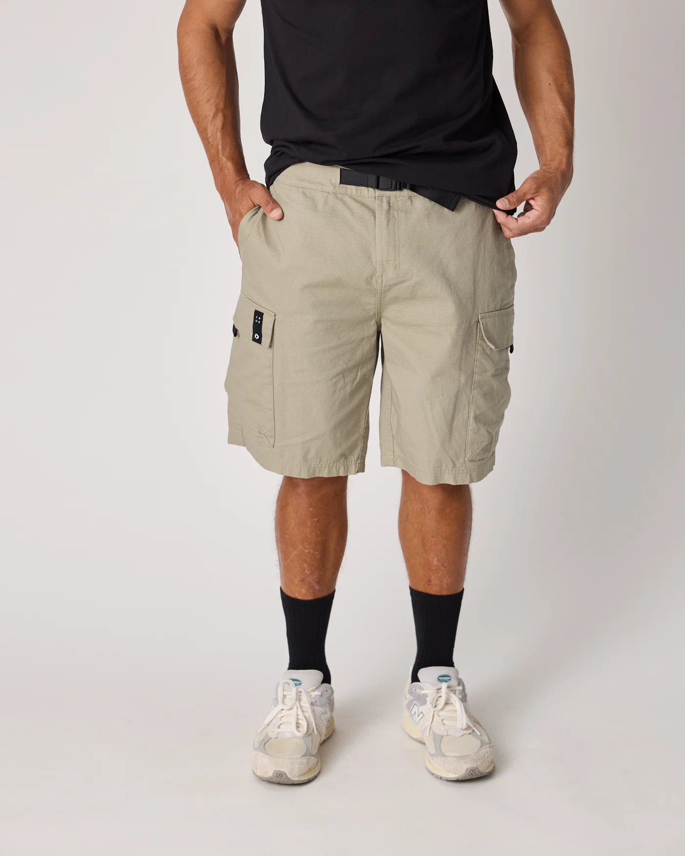 Shorts Explore Unisex — Dusty forrest